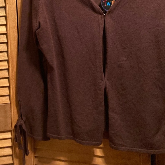 Twiga Brown V-Neck Cardigan with Ties on the Sleeves - Picture 8 of 14